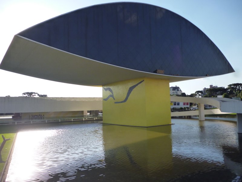 013 Curitiba Museu Oscar Niemeyer 21st Aug 2012.jpg